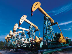 Центр «Специалист» поздравляет с Днем работников нефтяной и газовой промышленности!